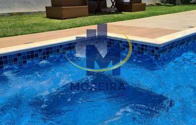 Imagem: A casa possui 3 Dormitórios, 2 Banheiros, 4 Vagas na garagem