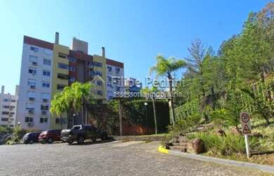 Imagem: O apartamento possui 3 Dormitórios, 1 Banheiro, 1 Vaga na garagem