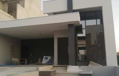 Imagem: A casa em condomínio possui 3 Dormitórios, 3 Banheiros, 4