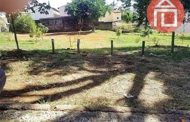 Imagem: O terreno possui 463m² de Área e está localizado em Vila