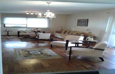 Imagem: O apartamento possui 4 Dormitórios, 4 Banheiros, 4 Vagas na