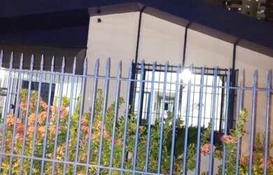 Imagem: A casa em condomínio possui 4 Dormitórios, 4 Banheiros, 2