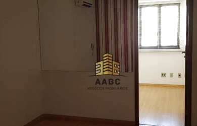 Imagem: O depósito possui 1 Vaga na garagem, 38m² de Área e está