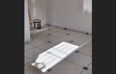 Imagem: A casa em condomínio possui 1 Dormitório, 1 Banheiro, 40m²