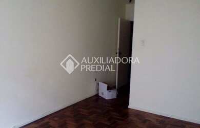 Imagem 8: PORTO ALEGRE - Apartamento Padrão - Medianeira