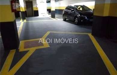 Imagem 5: Av Ibirapuera próximo ao Shopping Ibirapuera Entre as estações de metrô...