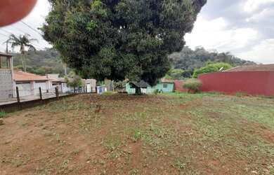 Imagem: O terreno possui 450m² de Área, Imóvel novo e está localizado