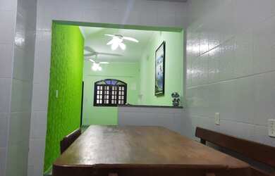 Imagem 9: Casa na praia de Indaiá, Bertioga, SP, possui 120m2 e fica a 750m da...