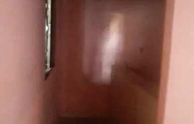 Imagem: A casa possui 1 Dormitório, 1 Banheiro e está localizado