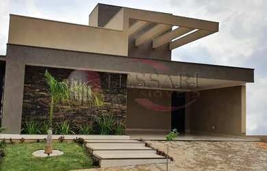 Imagem: A casa em condomínio possui 3 Dormitórios, 4 Banheiros, 4