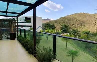 Imagem: O apartamento possui 3 Dormitórios, 5 Banheiros, 338m² de