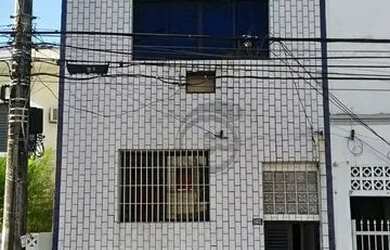 Imagem: A casa possui 3 Dormitórios, 3 Banheiros, 1 Vaga na garagem