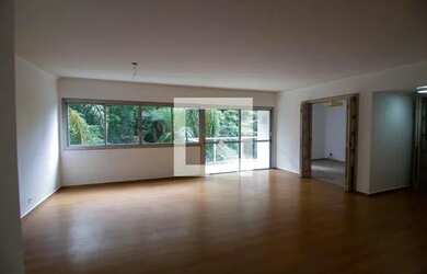 Imagem: O apartamento possui 4 Dormitórios, 3 Banheiros, 2 Vagas na