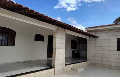 Imagem 3: Linda casa para família com espaço para lazer e segurança