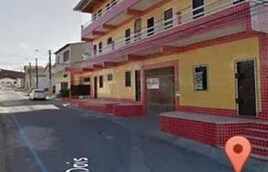 Imagem: O apartamento possui 1 Dormitório, 1 Banheiro, 40m² de Área