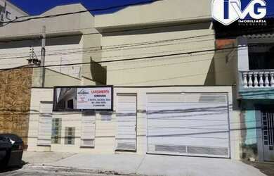 Imagem: A casa possui 2 Dormitórios, 1 Banheiro, 2 Vagas na garagem