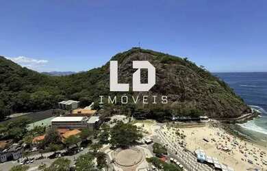 Imagem: O apartamento possui 4 Dormitórios, 5 Banheiros, 4 Vagas na