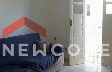 Imagem: A casa possui 3 Dormitórios, 2 Banheiros, 1 Vaga na garagem