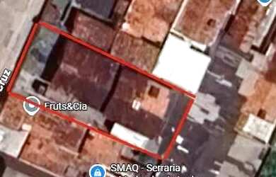 Imagem: A casa possui 4 Dormitórios, 4 Banheiros, 5 Vagas na garagem