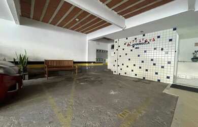 Imagem 7: Quarto e sala, vaga de garagem, aceita financiamento