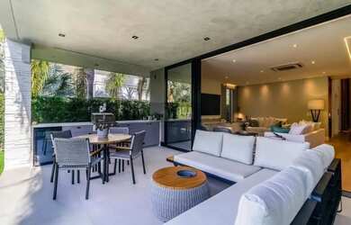 Imagem 3: Casa luxuosa no Bosque Amoraeville em Jurerê Internacional