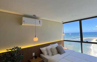 Imagem: O apartamento possui 1 Dormitório, 1 Banheiro, 3 Vagas na garagem