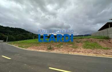 Imagem: O terreno possui 360m² de Área e está localizado em Nova