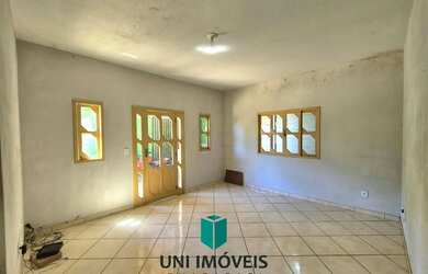 Imagem 13: Casa de Esquina à Venda na Praia do Morro - 375m², 2 Quartos, Aceita Imóvel como Parte do