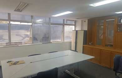 Imagem: O depósito possui 15m² de Área e está localizado em Centro