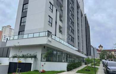 Imagem: O apartamento possui 1 Dormitório, 1 Banheiro, 1 Vaga na garagem