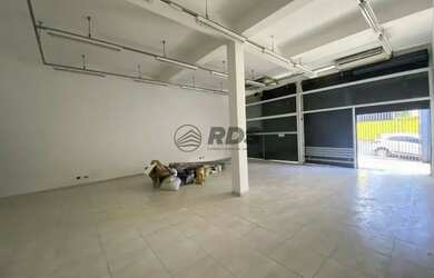 Imagem: O depósito possui 468m² de Área e está localizado em Centro