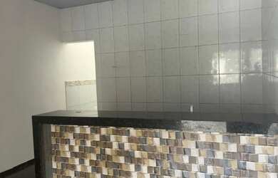 Imagem: A casa possui 2 Dormitórios e está localizado em Desterro