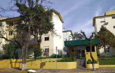 Imagem: O apartamento possui 1 Dormitório, 1 Banheiro, 33m² de Área