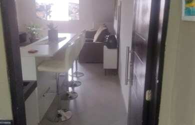 Imagem: A casa possui 3 Dormitórios, 3 Banheiros, 1 Vaga na garagem