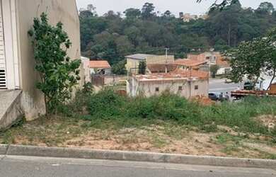 Imagem: O terreno possui 175m² de Área e está localizado em Loteamento