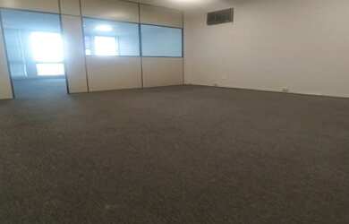 Imagem: O depósito possui 100m² de Área e está localizado em Centro