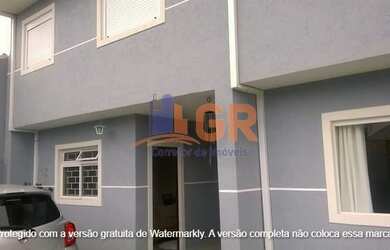 Imagem: A casa possui 3 Dormitórios, 3 Banheiros, 2 Vagas na garagem