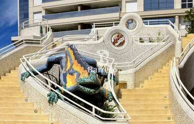 Imagem: O apartamento possui 3 Dormitórios, 5 Banheiros, 2 Vagas na