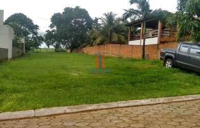 Imagem: O terreno possui 1.050m² de Área e está localizado em Porto