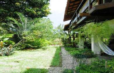 Imagem: A casa em condomínio possui 4 Dormitórios, 5 Banheiros, 1