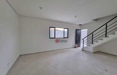 Imagem 11: Linda Casa à Venda na Rua Flores do Guarujá - Portal dos Ipês