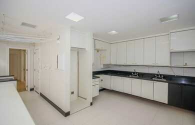 Imagem 10: Vieira Souto vista total. Guarda roupa, 317m² de Área, 2 Vagas na garageme3...