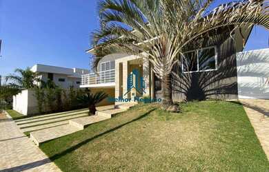 Imagem: A casa em condomínio possui 3 Dormitórios, 3 Banheiros, 4