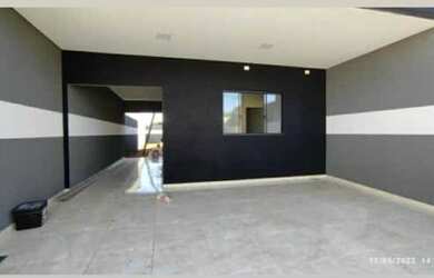 Imagem: A casa possui 2 Dormitórios, 2 Banheiros, 90m² de Área e