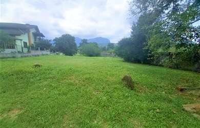 Imagem 2: Terreno plano de 665m² em Condomínio de luxo na Caneca Fina