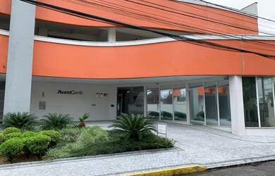 Imagem: O depósito possui 1 Vaga na garagem, 60m² de Área e está