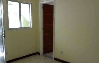 Imagem: A casa possui 1 Dormitório, 1 Banheiro, 40m² de Área e está