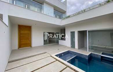 Imagem: A casa em condomínio possui 5 Dormitórios, 5 Banheiros, 2