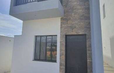 Imagem: A casa em condomínio possui 2 Dormitórios, 1 Banheiro, 2 Vagas