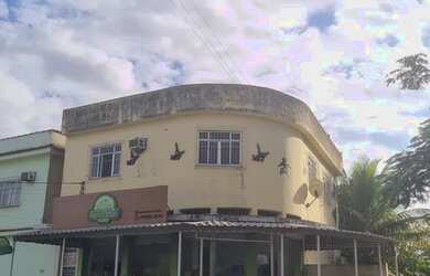 Imagem: O apartamento possui 3 Dormitórios, 1 Banheiro, 1 Vaga na garagem